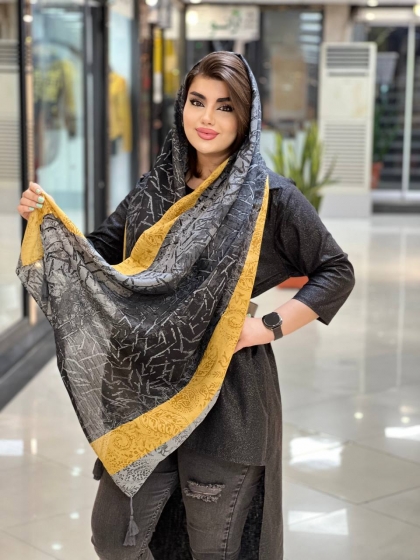 شال نخی سوزنی پاییزه منگوله دار کد 570