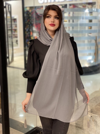 شال نخ و حریر خالدار منگوله دار کد 243