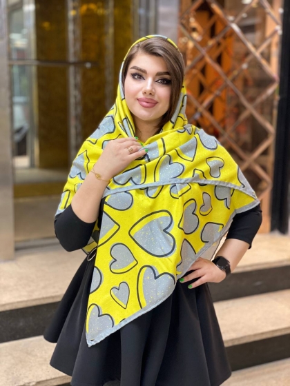 روسری نخی دور دست دوز کد 325