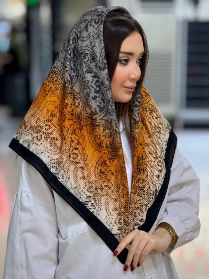 روسری نخی ژاکارد دور دوخت کد 2585