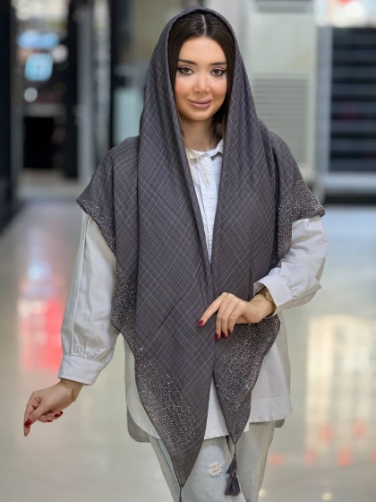 روسری نخی لینن نگین کاری منگوله دار کد 2604