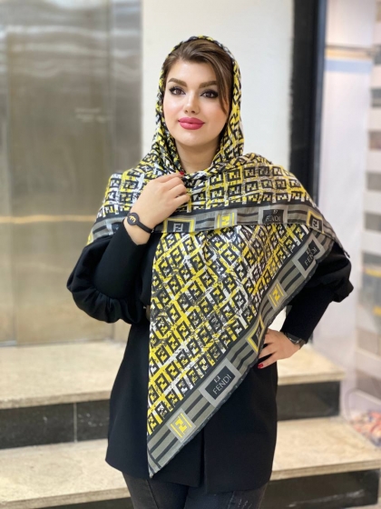 روسری نخی دور دست دوز کد ۲۹۷