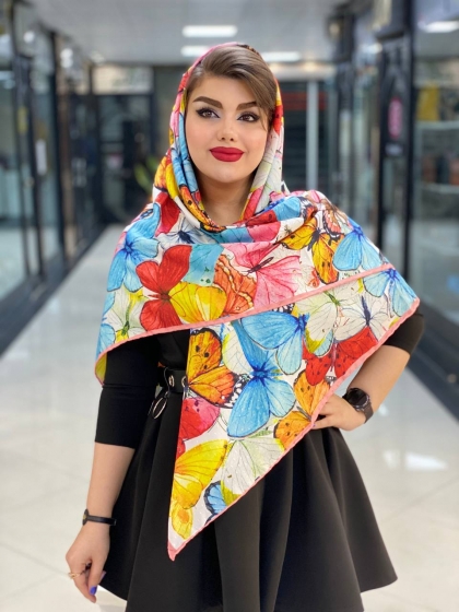 روسری نخی دور دست دوز کد 309