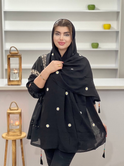 شال نخی طرح بابونه و توپی کد 1124