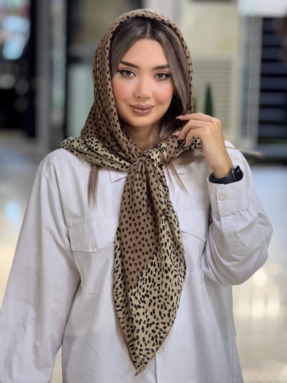روسری نخی ژاکارد دست دوزکد 2971