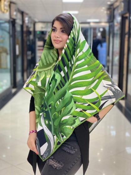 روسری نخی دور دست دوز کد 333