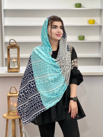 شال نخی دور دوخت منگوله دار کد 1128
