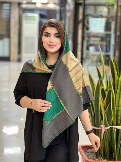 روسری نخی سوزنی دور دست دوز کد 1054