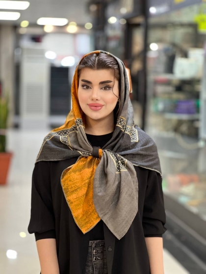 روسری نخی سوزنی دور دست دوز کد1001