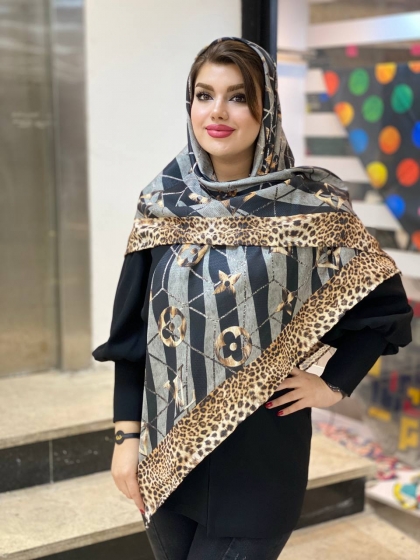 روسری نخی دور دست دوز کد 293