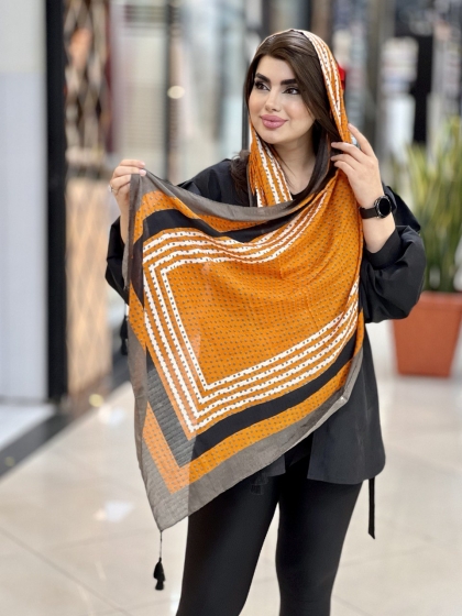 شال نخی سوزنی منگوله دار کد 1656