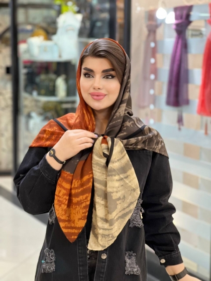 روسری گارزا دور دست دوز بهاره کد 774