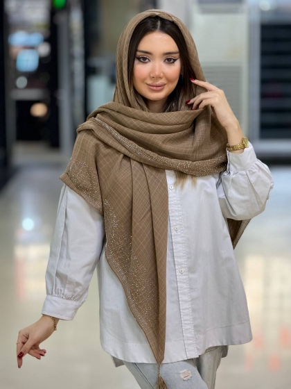 روسری نخی لینن نگین کاری منگوله دار کد 2578