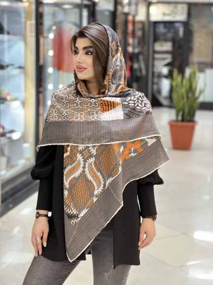 روسری نخی دور دست دوز کد 1361