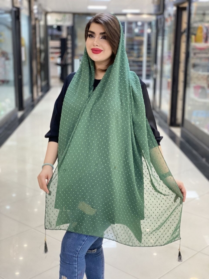 شال نخ و حریر خالدار منگوله دار کد410