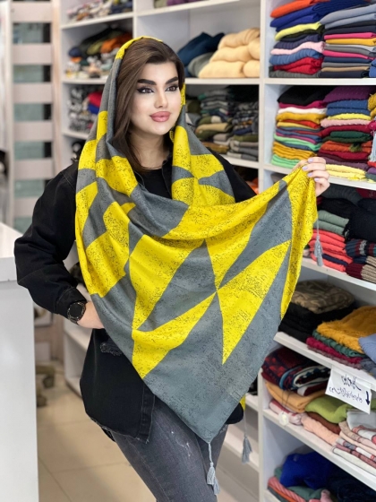 شال نخی صابونی منگوله دار کد 789